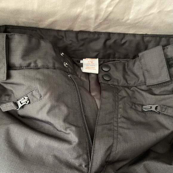 Snow pants - Picture 2 of 5